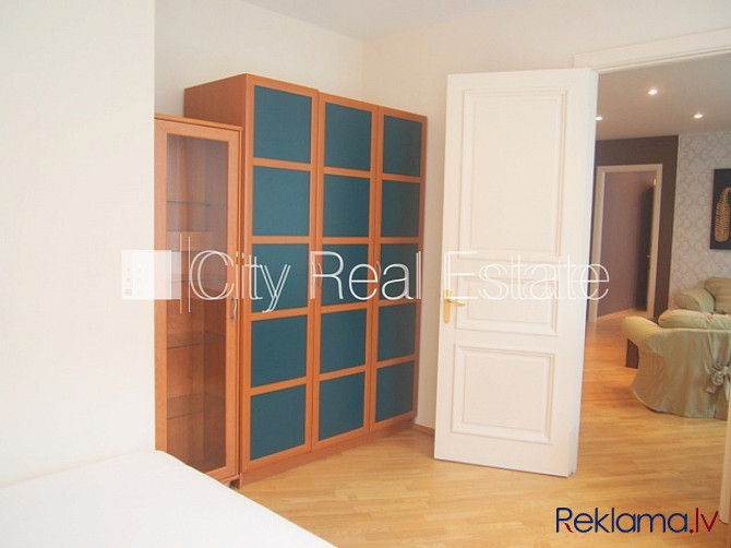 Fasādes māja, renovēta māja, ieeja no ielas, luksuss apartamenti , ir lifts, kāpņu telpa pēc Rīga - foto 10