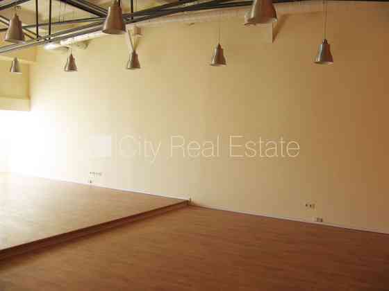 Additional information: http://www.cityreal.lv/en/real-estate/op/434758Front building, indoor courty Рига
