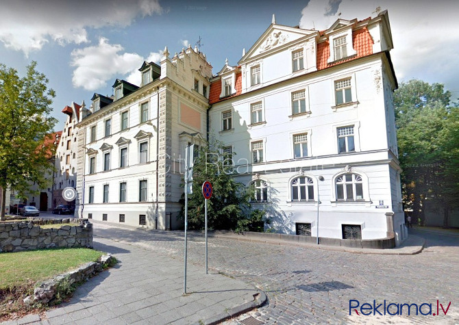 Fasādes māja, renovēta māja, labiekārtota apzaļumota teritorija, bruģēts piebraucamais Rīga - foto 13