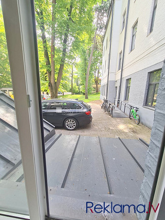 Fasādes māja, renovēta māja, slēgts pagalms, ieeja no ielas, kāpņu telpa pēc kapitālā Rīga - foto 6