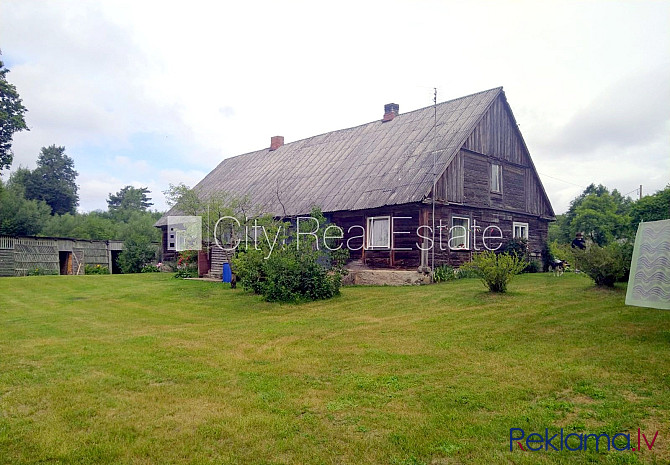 Lauku viensēta, guļbūves dzīvojamā māja, šīfera jumta segums, fasāde ar koka apdari, Ventspils un Ventspils novads - foto 1