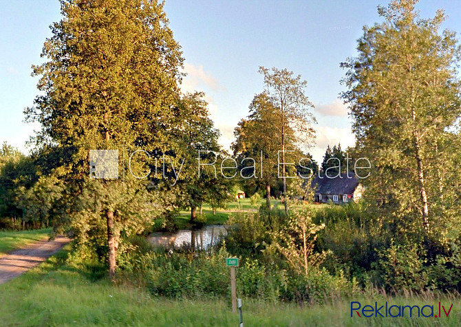 Lauku viensēta, guļbūves dzīvojamā māja, šīfera jumta segums, fasāde ar koka apdari, Ventspils un Ventspils novads - foto 2