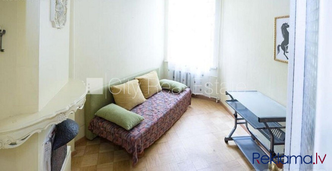 Vieta automašīnai, viena istaba izolēta, istabas caurstaigājamas, augstie griesti, kamīns, Rīga - foto 1