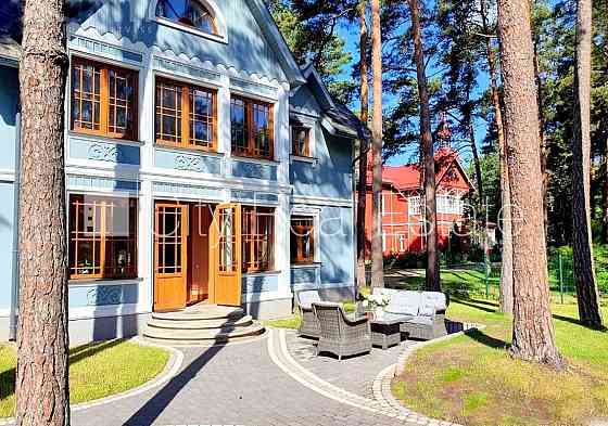 Частный дом, новостройка, фасадный дом, благоустроенная озеленённая территория Jūrmala