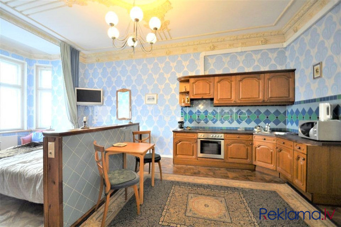Šo dzīvokli izīrē pa diennaktīm (īstermiņa īre), īres cena sludinājumā norādīta par Rīga - foto 1