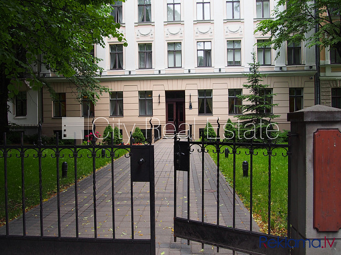 Projekts - Kalpaka Park Residence, fasādes māja, labiekārtota apzaļumota teritorija, iežogota Rīga - foto 14