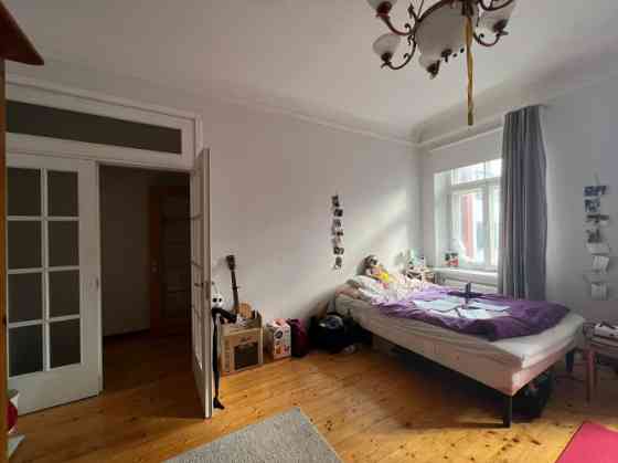 Уютная 3-комнатная квартира в тихом центре Риги  Просторная и светлая квартира в Rīga