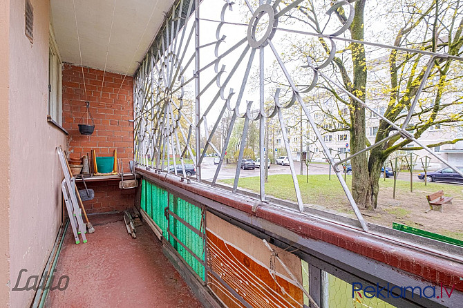 Pārdod divu izolētu istabu dzīvokli mājā, kas būvēta uz 103.sērijas ēkas bāzes Rīga - foto 3