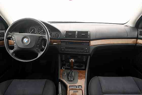 BMW 520 Business Facelift ATM 2.2 125kW Tallina