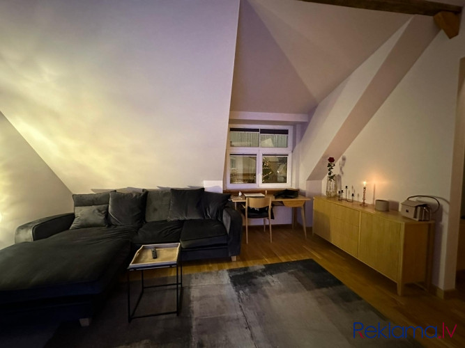 Tiek pārdots mājīgs, saulains augšējā stāva dzīvoklis renovētā jūgendstila ēkā Rīga - foto 3