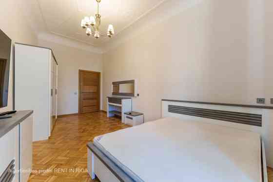 Уютная 2-комнатная квартира в Центре  Планировка квартиры: + Кухня совмещена с Рига
