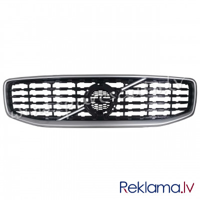 A12126 - Volvo S60/V60 2019- grille without a hole for the camera. Chrome - Jauns Produkts - UNSORTE Рига - изображение 1