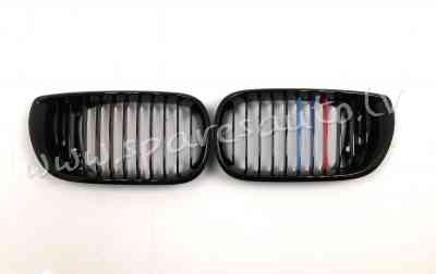 A7405 - BMW 3 E46 2001.10- grille gloss black (3colours tapes,set2pcs)Sedan/Kombi - Jauns Produkts - Rīga