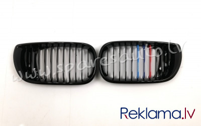A7405 - BMW 3 E46 2001.10- grille gloss black (3colours tapes,set2pcs)Sedan/Kombi - Jauns Produkts - Рига - изображение 1