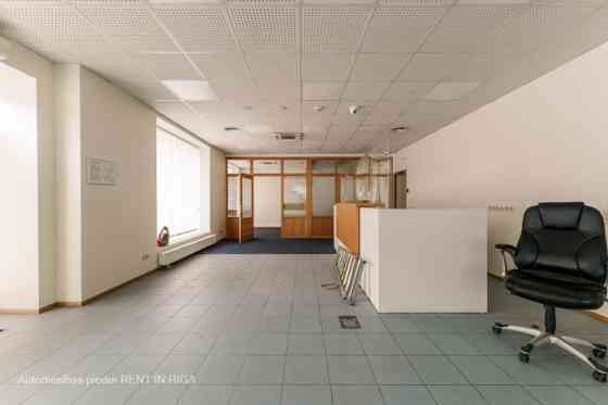 Коммерческое помещение/офис - в центре Риги.  Общая площадь помещения 210 м2.  + Rīga