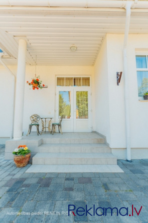 Продаётся красивый частный дом в Bergi с большой террасой и благоустроенной Адажский округ - изображение 8