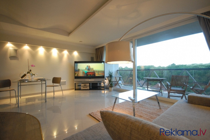 Эксклюзивные апартаменты класса Deluxe с большой террасой и панорамными окнами  - Рига - изображение 3