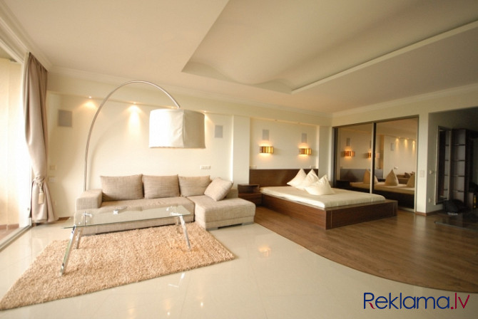 Эксклюзивные апартаменты класса Deluxe с большой террасой и панорамными окнами  - Рига - изображение 4