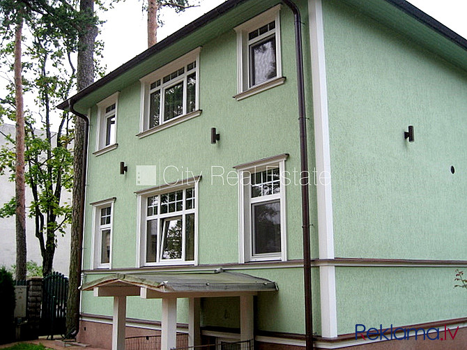 Privātmāja, fasādes māja, renovēta māja, slēgts pagalms, iežogota teritorija, radiatori ar Rīga - foto 8