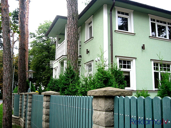 Частный дом, фасадный дом, реновированный дом, закрытый двор, территория обнесена Рига - изображение 9
