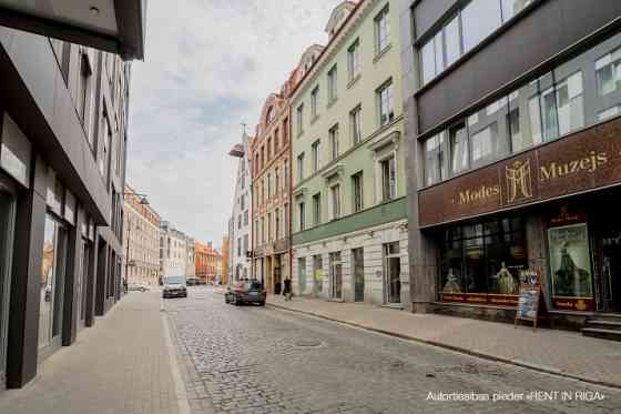 Сдается 3-комнатная квартира в Старой Риге. Все комнаты изолированные, отдельная Rīga