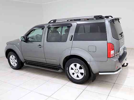 Nissan Pathfinder Luxury ATM 2.5 dCi 128kW Таллин