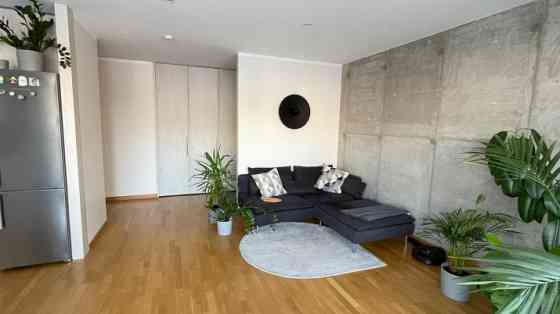 Светлая и полностью оборудованная 3-комнатная квартира в новом проекте "Āgenskalna Рига
