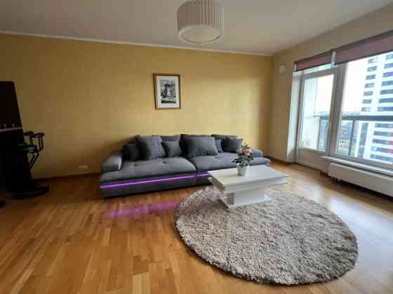 Продается оборудованная 2-комнатная квартира с прекрасным видом в проекте " Skanstes Rīga