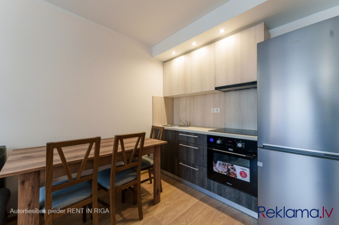 Īrei pieejams 2 istabu dzīvoklis jaunajā projektā.   Dzīvoklis ir aprīkots ar visu Rīga - foto 10