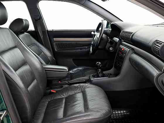Audi A4 Avant Highline Facelift 2.5 TDI 110kW Tallina