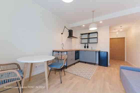 Studio apartment for rent in the new project on Dainas street 10A.  The apartment is fully furnished Рига