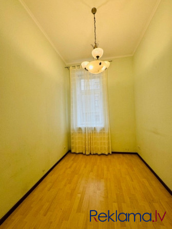 Piedāvājumā ērts un kompakts 3 istabu dzīvoklis klusajā centrā, kapitāli renovētas ēkas Rīga - foto 8