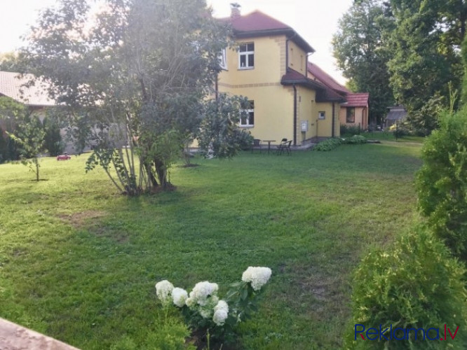 A cozy, compact, unfurnished family house for rent in the center of Ikškile. Total living area 138 m Огре и Огрский край - изображение 1