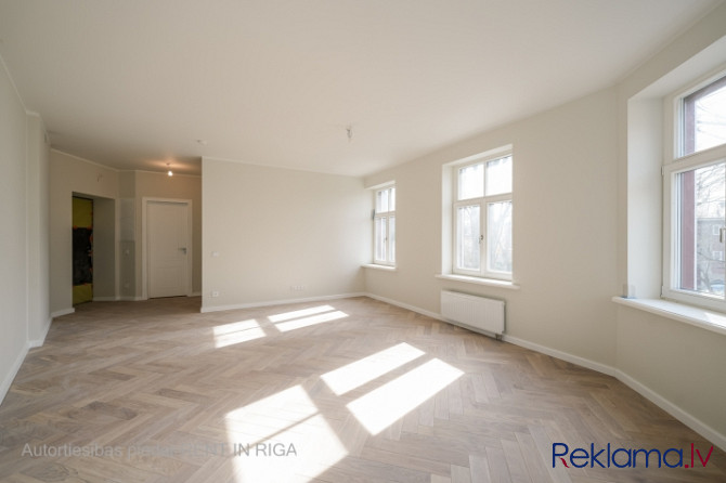 Trīs istabu dzīvoklis šarmantajā Āgenskalnā!   Rīgas koka arhitektūras pērle  dzīvojamā ēka Amālijas Рига - изображение 3