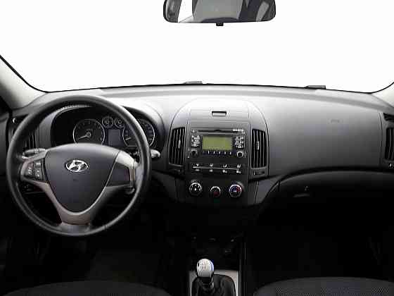 Hyundai i30 Comfort 1.6 93kW Tallina