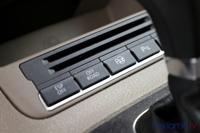 Volkswagen Tiguan 4Motion Comfortline ATM 2.0 125kW Таллин - изображение 8