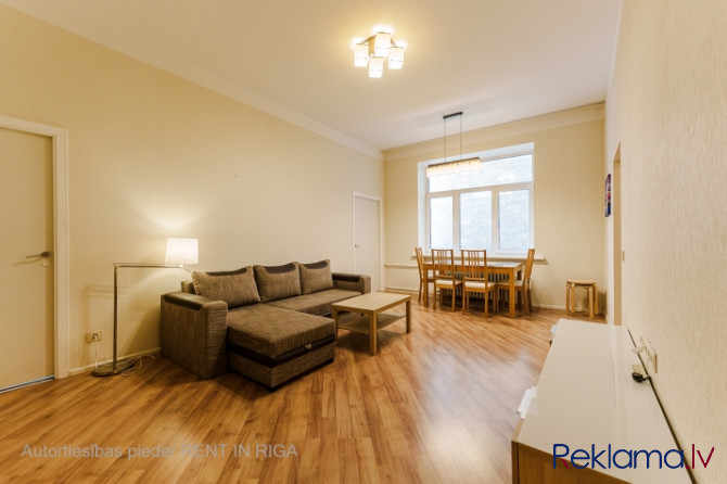 A furnished two-bedroom apartment in the very center of the city, which at the same time allows you  Рига - изображение 9
