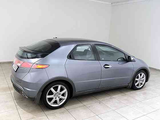 Honda Civic Elegance 1.8 103kW Tallina