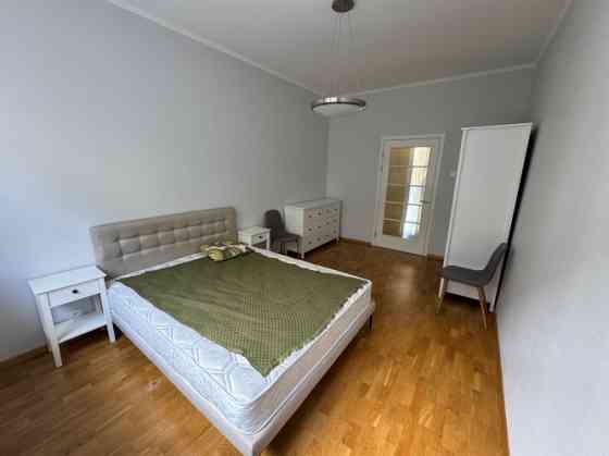 Сдается 2-комнатная квартира в тихом центре, по адресу Ganu iela 3  Просторная и Рига