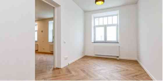 Продается отремонтированная 3-комнатная квартира в центре Риги. Квартира Рига