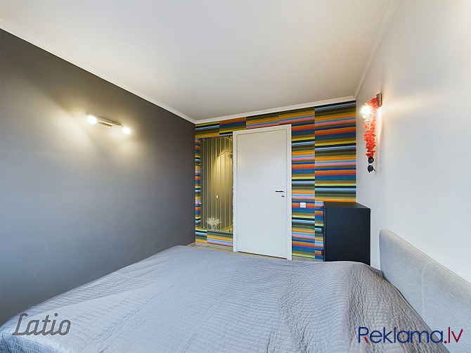Pārdod modernu 6 istabu divlīmeņu dzīvokli Siguldā.
Dzīvokļa pirmā stāva platība sastāv Sigulda - foto 3