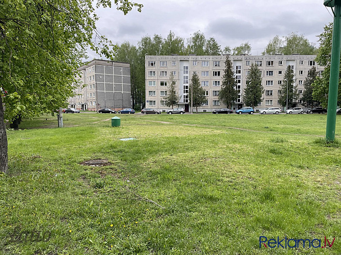 Pārdod zemes gabalu daudzstāvu apbūves rajonā, kas pēc izmantošanas nosacījumiem atbilst:
- Rīga - foto 1