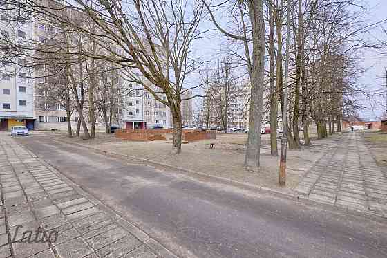 Piedāvājam zemes gabalu Jelgavas centrālajā daļā. Piebraukšana pa pašvaldības ielu.

Saskaņā ar Jelg Елгава и Елгавский край