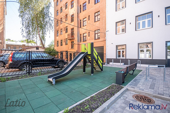 Pilnībā renovētā piecstāvu namā Rīgas centrā, Aleksandra Čaka iela 123, tiek piedāvātas komerctelpas Рига - изображение 5