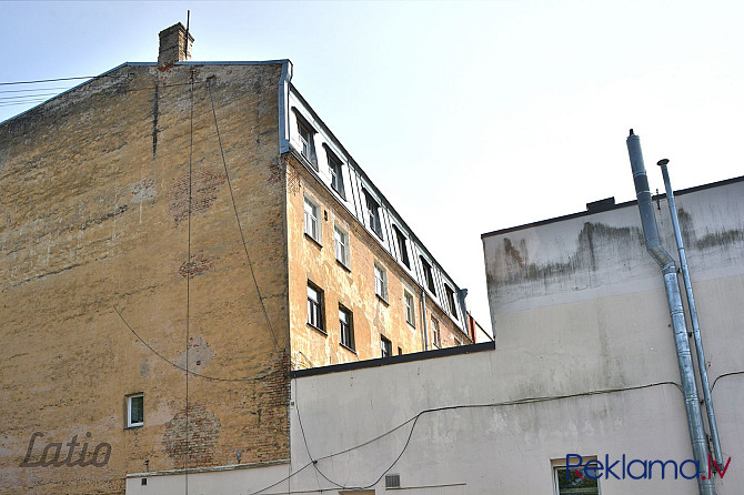 Pārdod divistabu dzīvokli ķieģeļu mūra mājā piektajā stāvā, vidējais griestu augstums Rīga - foto 3