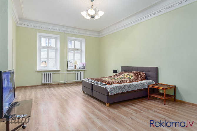 Īrei tiek piedāvāts plašs 4 istabu dzīvoklis pašā pilsētas centrā, pretim Vērmaņdārza Rīga - foto 3