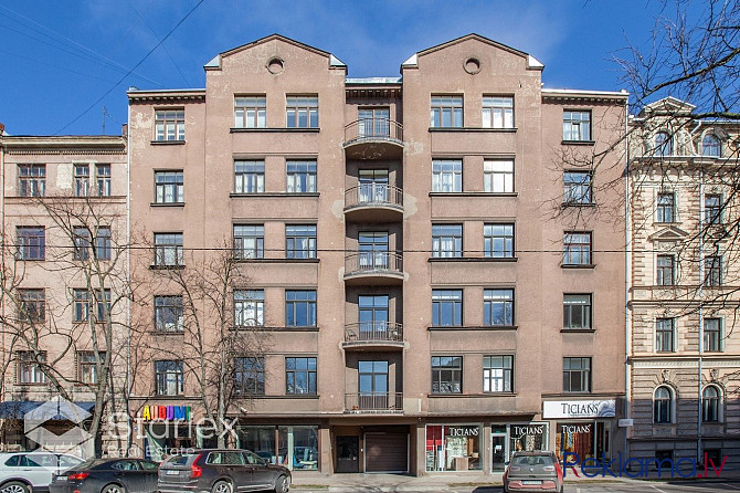 Iznomā gaišas biroja telpas ar balkonu pēc kapitālā remonta Rīgas centrā, Stabu ielā 47 Rīga - foto 17