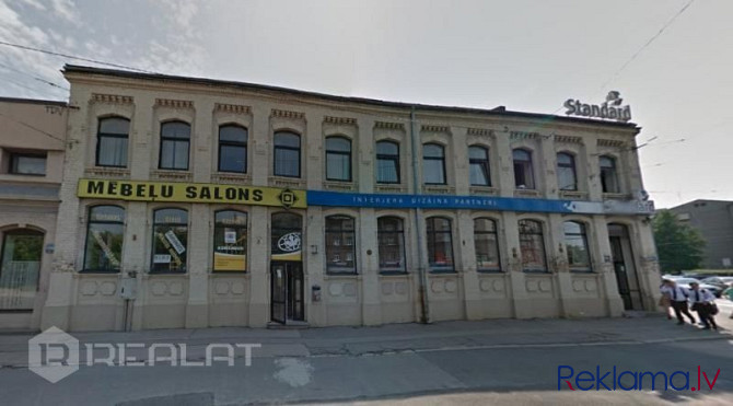 Pārdod 2 stāvu ķieģeļu mūra komerc ēku ar kopējo platību 1425 kv.m., kura atraodas uz Rīga - foto 1