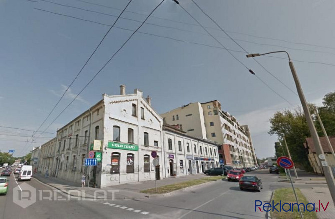 Pārdod 3 stāvu ķieģeļu mūra komerc ēku ar kopējo platību 2018 kv.m., kura atraodas uz Rīga - foto 2