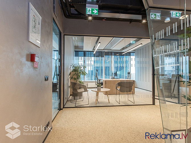 Piedāvājam mēbelētu A klases biroju modernā biznesa centrā VERDE - zaļākā biroju ēka Rīga - foto 13